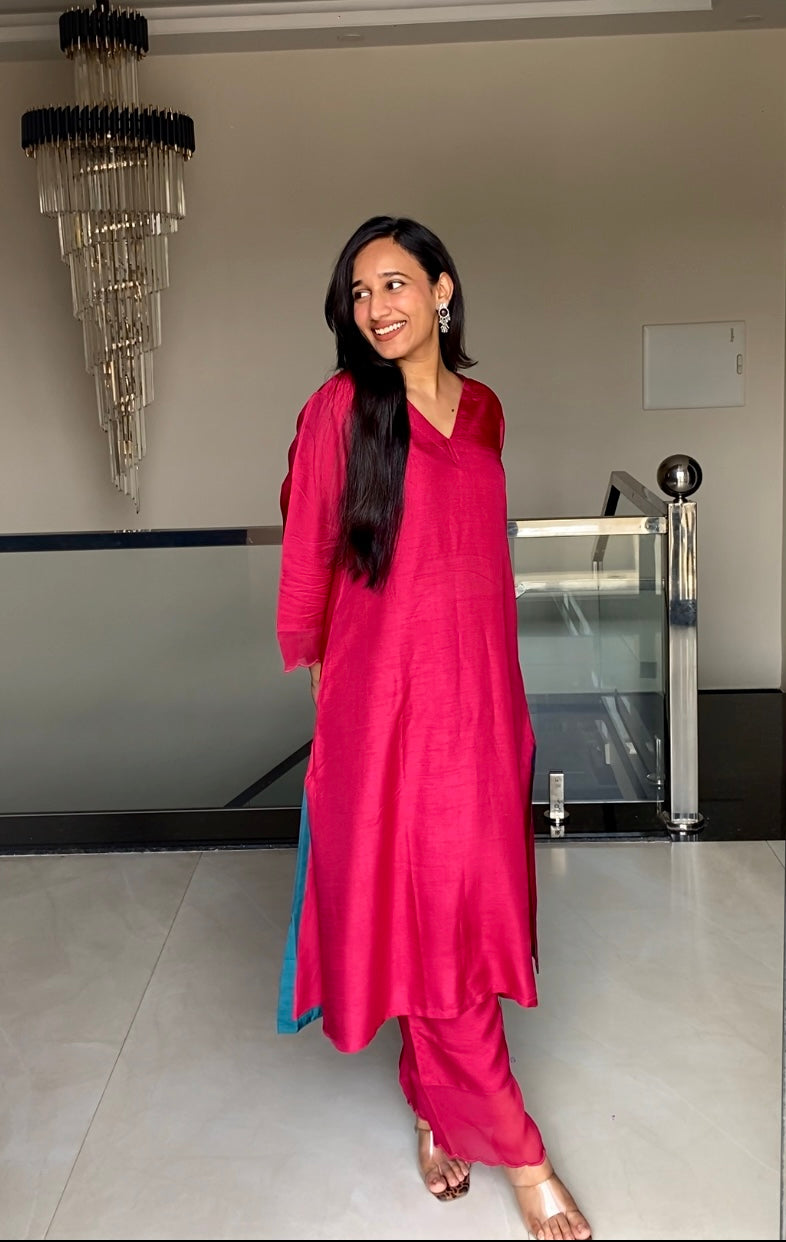 Utsav — भू weave Hot Pink Silk Kurta Pant Set for Women