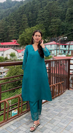 भू weave Teal Green Silk Kurta Pant Set for Women