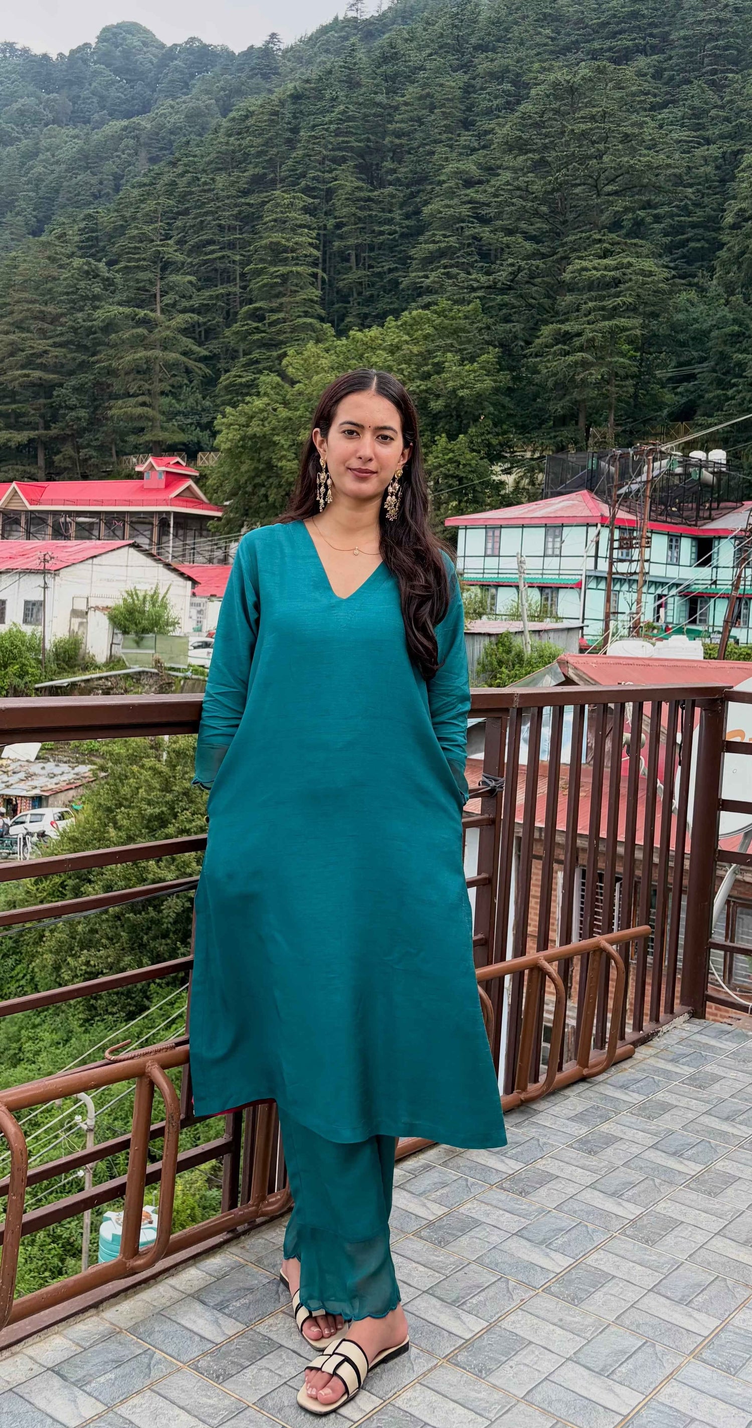 भू weave Teal Green Silk Kurta Pant Set for Women