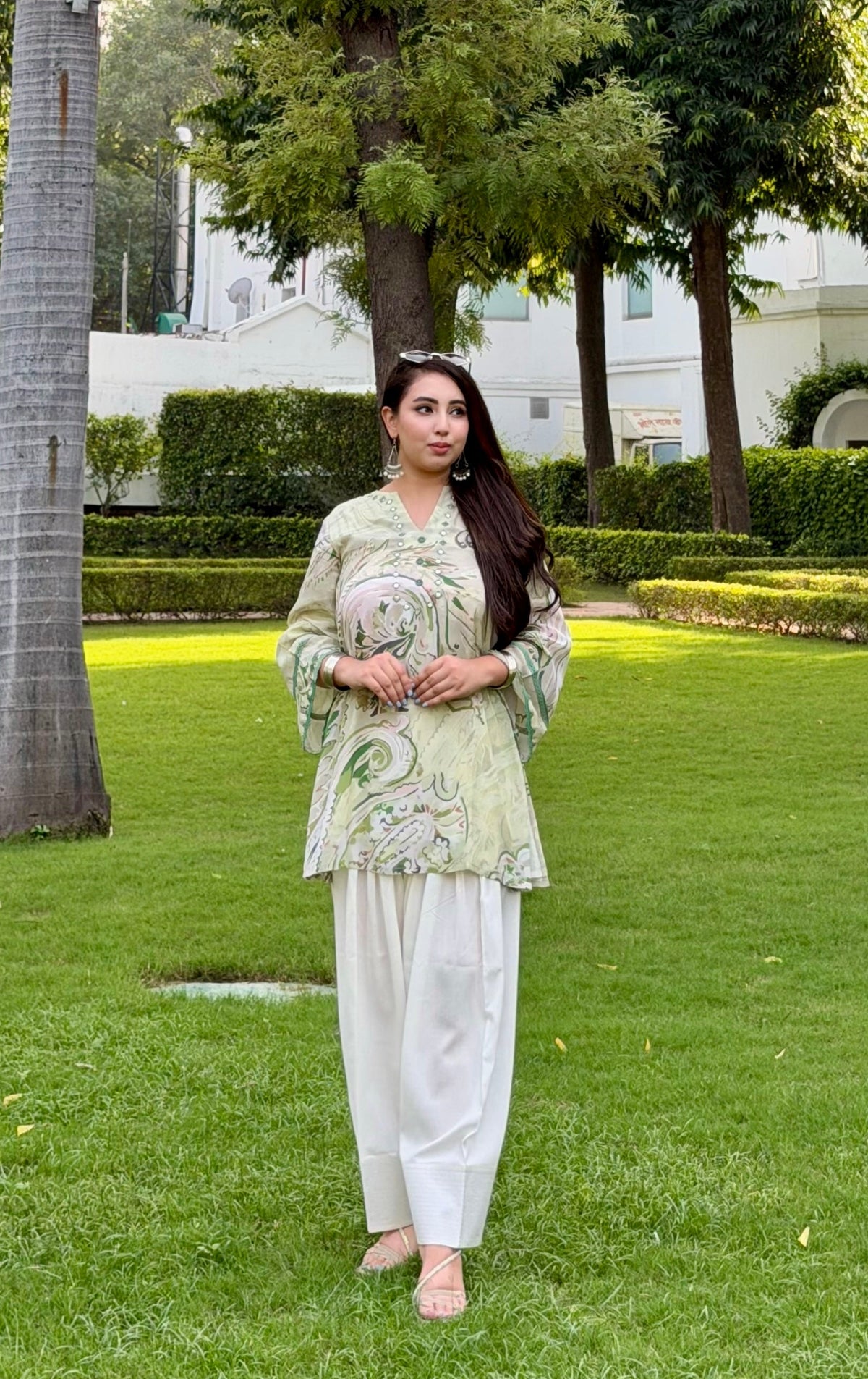 Zameen — भू weave Pistachio Green Paisley Print Mirror-Work Farshi Set for Women